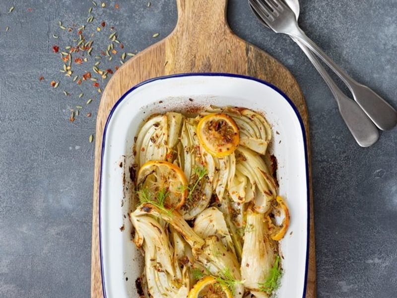 Uunissa paahdetut fenkolit