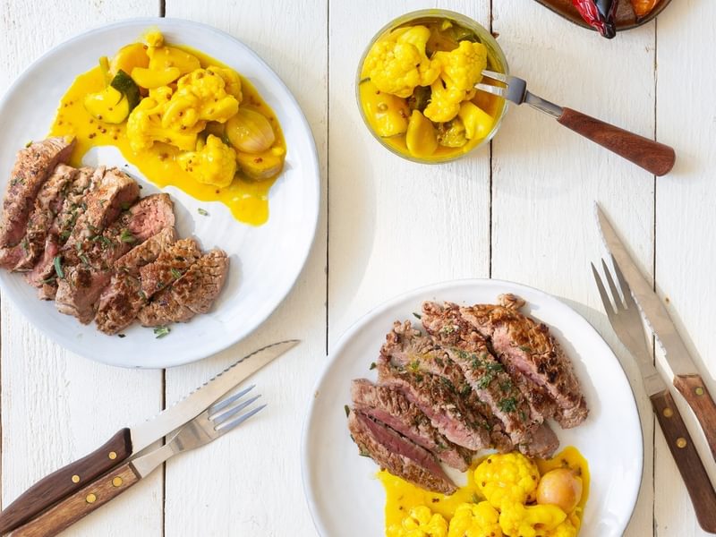 Piccalilli ja karitsan paahtopaistit