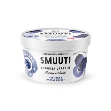 Smuuti kuohkea jäätelö metsämustikoista