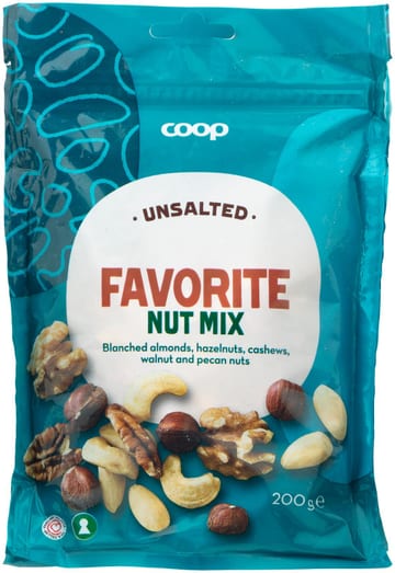 Coop Favourite Nut mix Blanched almonds, hazelnuts, cashews, walnuts and pecan nuts
