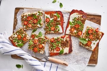 Raikas kasvispizza
